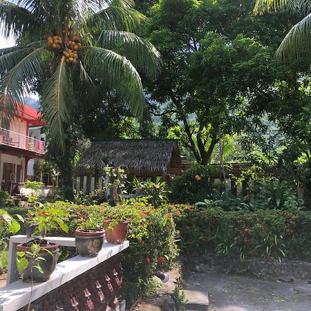 Puerto Galera Hostel Exterior foto